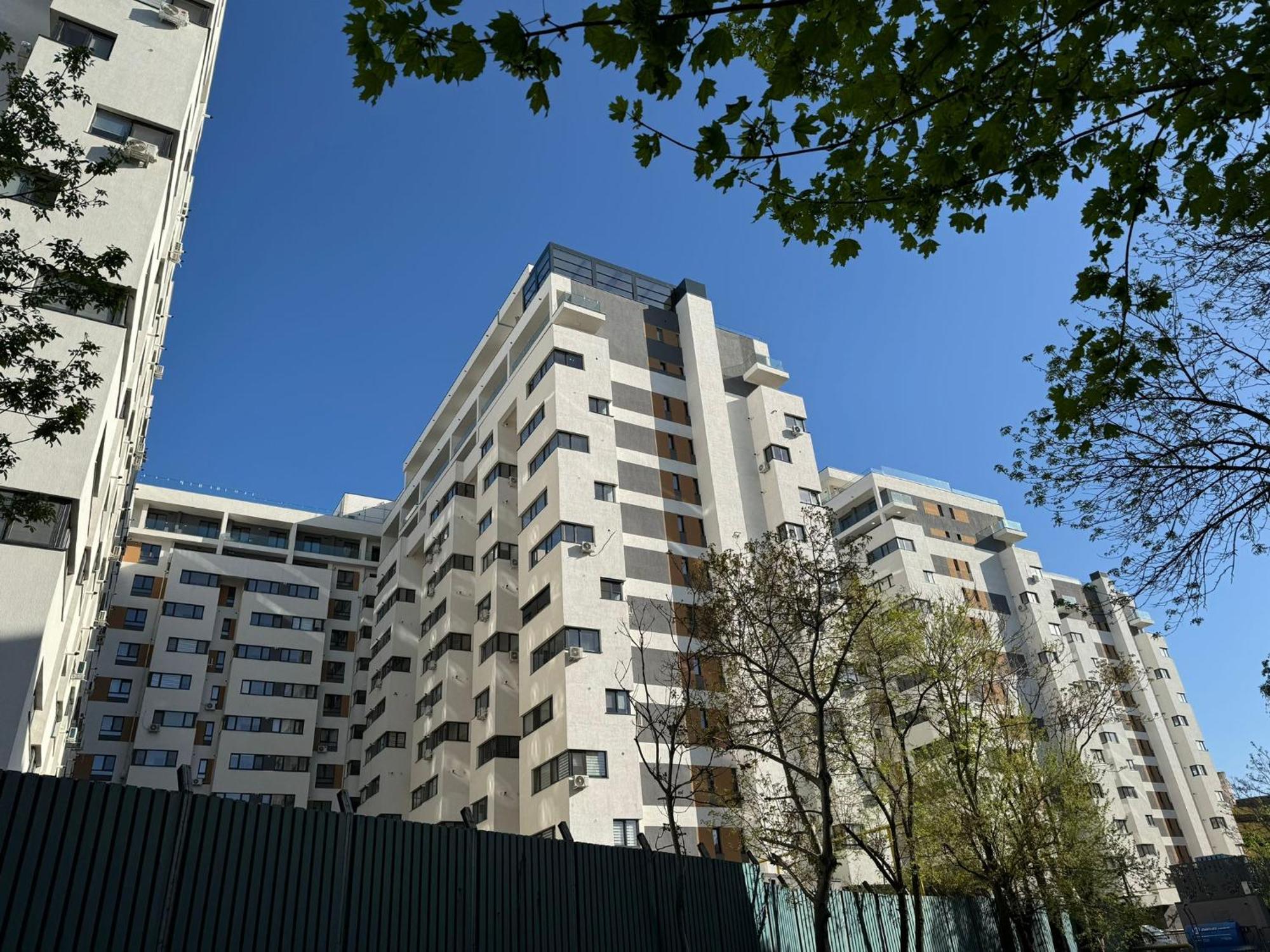 Luxury Glam Apartments Central Adress Bucuresti With Parking Exterior photo
