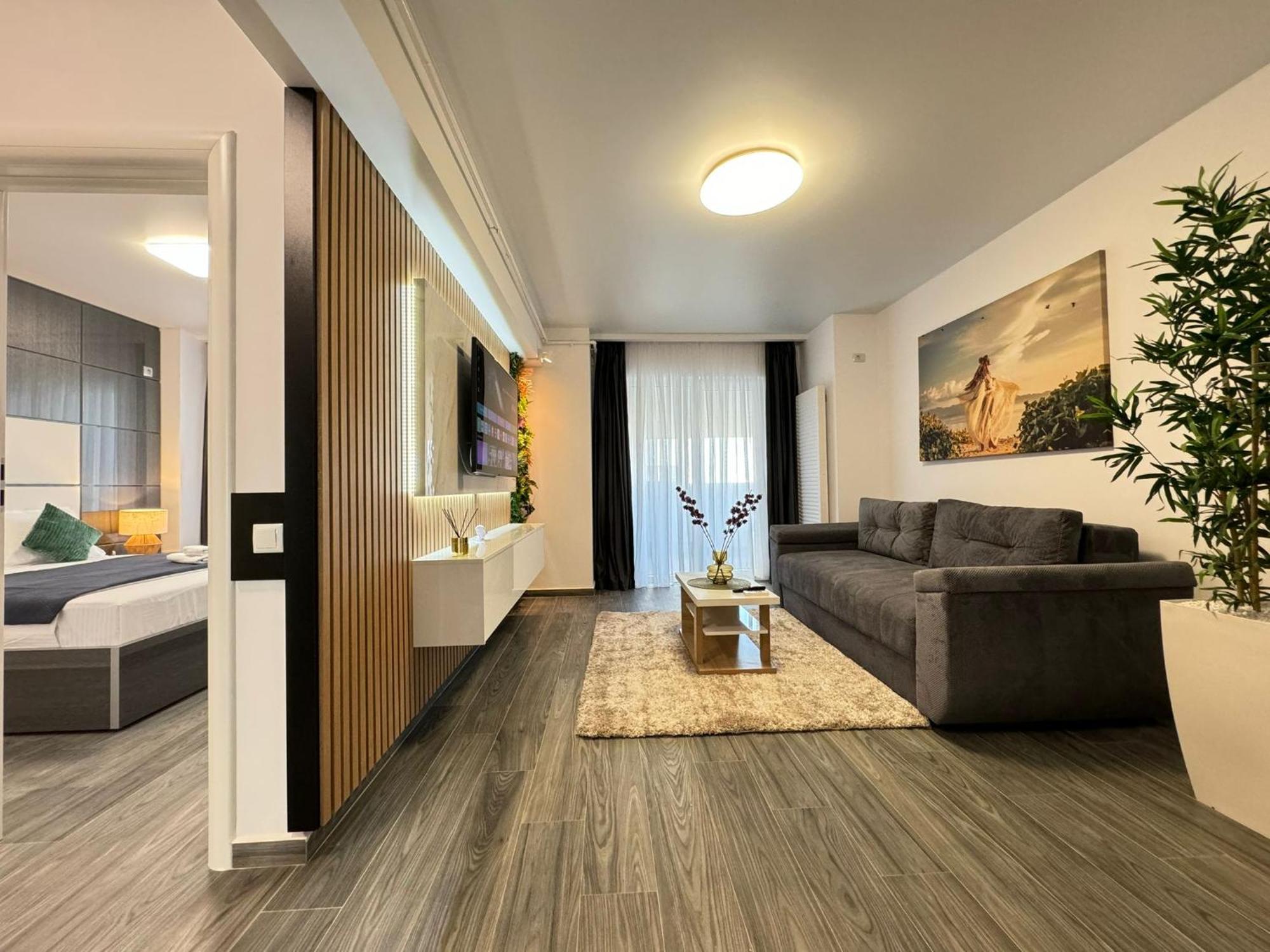 Luxury Glam Apartments Central Adress Bucuresti With Parking Exterior photo
