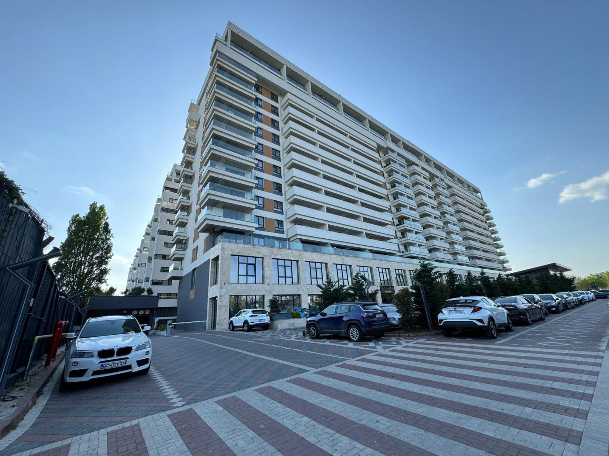 Luxury Glam Apartments Central Adress Bucuresti With Parking Exterior photo